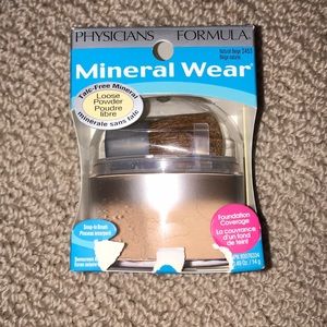 NIB Physicians Formula Mineral Wear Foundation